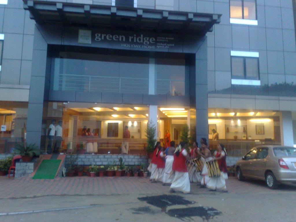 Green Ridge Munnar Hotell Exteriör bild